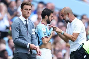 Bernardo Silva cần ổn định tương lai để tìm đường trở lại đội hình xuất phát.