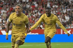 Raphinha đã hòa nhập với pha lập công đầu tiên trong màu áo Barca.