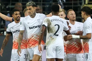 West Ham đang hướng tới mục tiêu sớm hoàn thành nhiệm vụ đi tiếp.