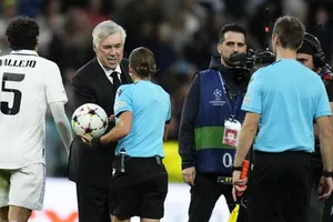 Carlo Ancelotti trở thành HLV giành được nhiều trận thắng nhất tại Champions League.