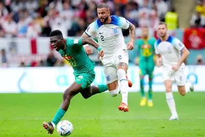 Kyle Walker (phải) đã thật sự sung sức trở lại sau chấn thương.