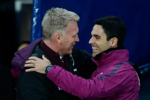David Moyes và Mikel Arteta cũng đã nhiều lần “đấu trí” ở vị trí một nhà cầm quân.