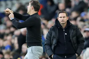 Vị trí của HLV Frank Lampard thật sự đã lung lay dữ dội.