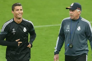 HLV Carlo Ancelotti ủng hộ việc Cristiano Ronaldo chuyển đến chơi bóng tại Saudi Arabia.