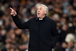 HLV Carlo Ancelotti vẫn tự tin Real Madrid sẽ cạnh tranh vô địch La Liga với Barcelona.