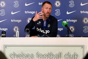 HLV Graham Potter chịu áp lực phải biến khoản chi tiêu khổng lồ của CLB thành những thành công trên sân cỏ.