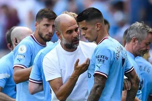 HLV Pep Guardiola để Joao Cancelo ra đi sẽ khiến Man.City suy yếu.