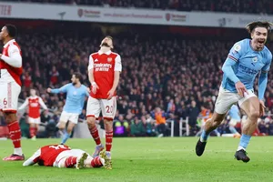 Arsenal thua Man.City đâu chỉ là tỷ số, mà còn là nỗi sợ gần như đạt đến đỉnh.