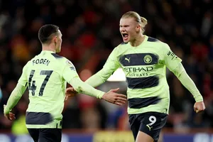 Erling Haaland với bàn thứ 27 đã trở thành cầu thủ ghi bàn kỷ lục của Man.City trong một mùa giải Premier League.