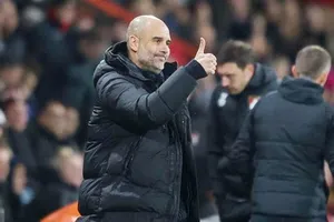 HLV Pep Guardiola không muốn nói về khả năng Man.City giành “cú ăn 3”.