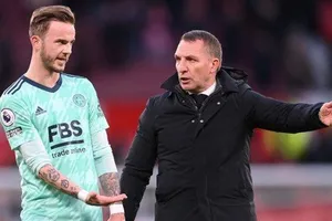 Nhà vô địch năm 2016 Leicester và HLV Brendan Rodgers thất vọng vì đang nằm trong nhóm nguy hiểm.