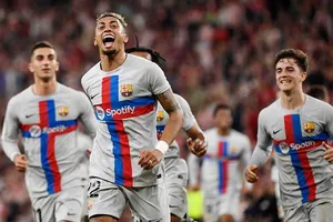 Raphinha một lần nữa ghi bàn giúp Barcelona giành chiến thắng tối thiểu 1-0 thứ 2 liên tiếp ở La Liga.