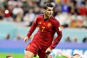 Tiền đạo 30 tuổi Alvaro Morata được chọn là đội trưởng của thời kỳ mới.
