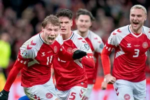 Ngôi sao trẻ Rasmus Hojlund đã lập một hat-trick giúp Đan Mạch đánh bại Phần Lan 3-1.