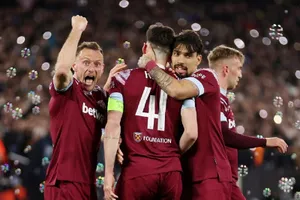West Ham vào bán kết một giải đấu cúp châu Âu năm thứ 2 liên tiếp, sau khi đã vào bán kết Europa League mùa trước.