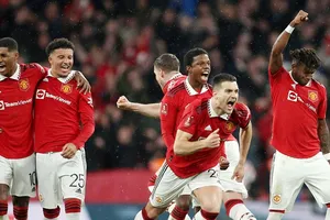 Man.United vượt qua Brighton 7-6 trong loạt luân lưu để vào chung kết FA Cup.