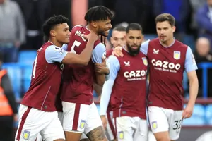 Aston Villa đánh bại Fulham 1-0 tại Villa Park để lên vị trí thứ 5 trên bảng xếp hạng.