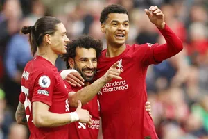 Mohamed Salah ghi bàn thắng thứ 30 giúp Liverpool giành chiến thắng 1-0 trước Brentford.