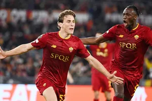 AS Roma thắng 1-0 trên sân nhà trước Leverkusen nhờ công của cầu thủ 20 tuổi Edoardo Bove.