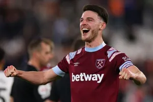 Declan Rice chỉ ra đi với giá 120 triệu bảng từ đến CLB dự Champions League.