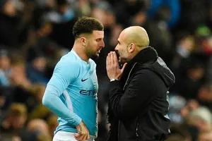Kyle Walker thừa nhận những chỉ trích từ HLV Pep Guardiola đã gây nên “tổn thương” về tinh thần.
