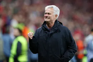 HLV Jose Mourinho có cơ hội giành được chiếc cúp châu Âu thứ 2 trong hai năm cùng AS Roma và thứ 6 trong sự nghiệp.