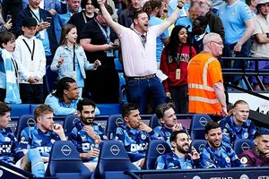 Việc HLV Pep Guardiola liên tục cho các ngôi sao nghỉ ngơi có thể khiến Man.City đánh mất nhịp điệu.