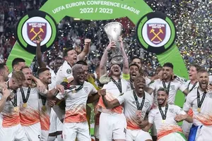 West Ham đã kết thúc 58 năm chờ đợi một chiếc cúp châu Âu.