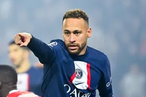 Al-Hilal đã cử đại diện tới thủ đô nước Pháp với hy vọng đạt được thỏa thuận với Neymar. 