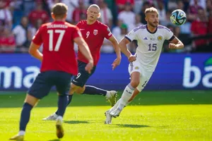 Scotland xuất sắc lội ngược dòng trong những phút cuối giành chiến thắng 2-1 trước chủ nhà Na Uy có Erling Haaland.
