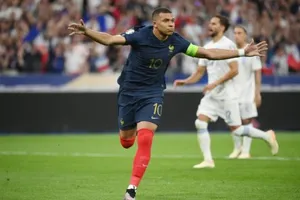 Kylian Mbappe giúp tuyển Pháp đánh bại Hy Lạp 1-0 duy trì thành tích toàn thắng cả 4 trận.