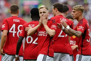 Donny van de Beek đã giúp Man.United giành chiến thắng 1-0 trước Lyon.