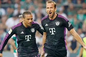 Harry Kane ghi một bàn và kiến tạo một bàn khác khi Bayern Munich đánh bại chủ nhà Werder Bremen 4-0.