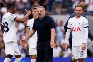 HLV Ange Postecoglou nhanh chóng mang lại sự tích cực khi Tottenham bất bại và xếp nhì bảng Premier League.