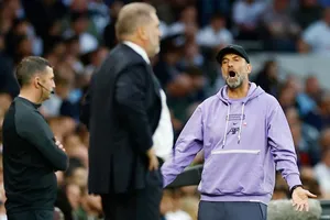 HLV Jurgen Klopp đã cay đắng khi chứng kiến đội thua một trận đấu có quá nhiều bất công.