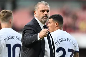 HLV Ange Postecoglou thận trọng dù Tottenham có khởi đầu tốt nhất kể từ mùa giải 1960-61.