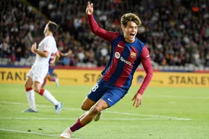 HLV Xavi Hernandez đã ca ngợi sự dũng cảm của tiền đạo 17 tuổi Marc Guiu.