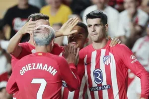 Atletico Madrid đang mơ vô địch La Liga nhờ bộ đôi tiền đạo tỏa sáng Antoine Griezman và Alvaro Morata.