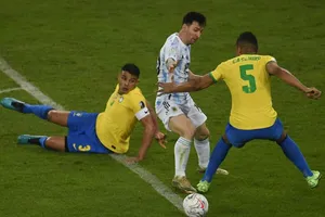 Brazil thật sự sẽ gặp khó trong việc hạn chế năng lực của Lionel Messi.