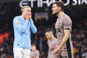 Man.City hòa 3 trận gần nhất tại Premier League và kém 3 điểm so với đội đầu bảng Arsenal.