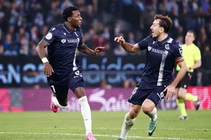 Real Sociedad đánh bại Celta Vigo 2-1 để vào bán kết Cúp Nhà Vua lần đầu tiên sau 4 năm. 