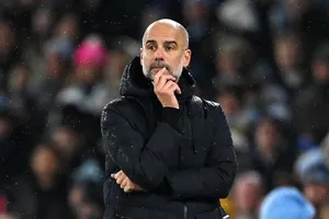 HLV Pep Guardiola khẳng định sẽ sai lầm khi gạt tên Tottenham và Aston Villa khỏi cuộc đua.