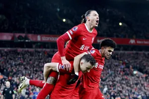 Liverpool quyết tâm kết thúc những tháng cuối cùng với HLV Jurgen Klopp bằng “cú ăn 4”.