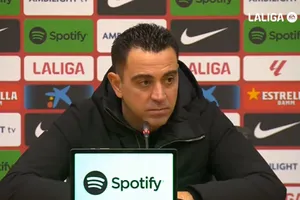 HLV Xavi Hernandez đã phàn nàn rằng Real Madrid đang cố gây ảnh hưởng đến các trọng tài.