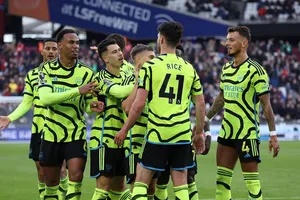 Arsenal đánh bại West Ham 6-0 để thiết lập chiến thắng sân khách đậm nhất từ trước đến nay tại Premier League.