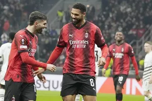 Ruben Loftus-Cheek ghi cú đúp giúp AC Milan dễ dàng giành chiến thắng 3-0 trước Rennes.