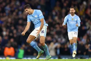 Rodri giúp Man.City giành kết quả hòa 1-1 trước Chelsea ngay tại Etihad.