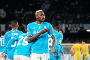 Victor Osimhen có lần ra sân đầu tiên sau 2 tháng ghi bàn giúp Napoli gỡ hòa 1-1 trước Barcelona.