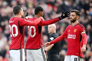 Bruno Fernandes chia sẻ về mong muốn giúp người đồng đội Marcus Rashford ghi bàn.