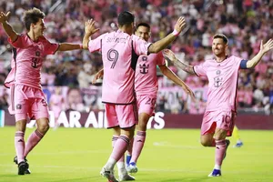 Lionel Messi ghi bàn thắng và kiến tạo cho Luis Suarez giúp Inter Miami thắng 3-1 trước Nashville.